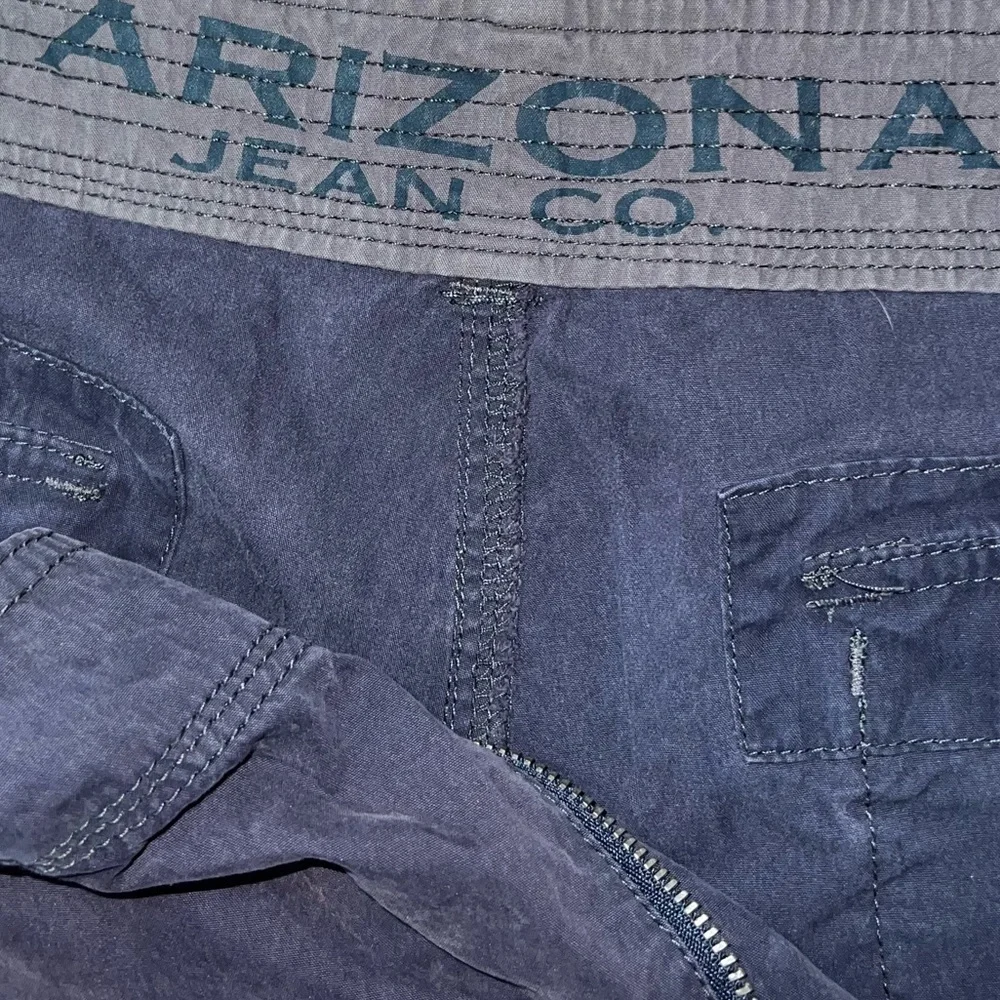 Arizona Jean company- Navy shorts